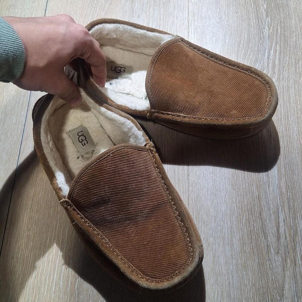 Ugg Men's Brown and Tan Slippers